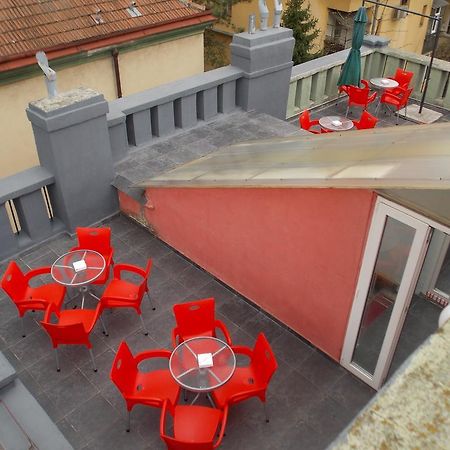 Guest House Miss Depolo Belgrado Exterior foto